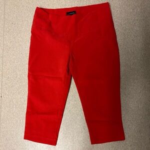 Brand New, Never Worn, “CandyCouture” cropped leggings, sz sm.